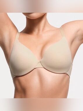SKIMS Smoothing Intimates Full Coverage Lightly Lined Bra in Sand, 44C